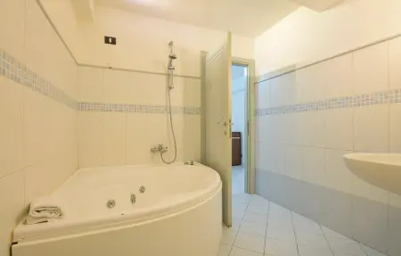 Maison 7 personnes à Spotorno - Photo 16