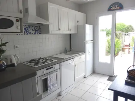 Villa Confortable et Spacieuse, Secteur Calme, Maison 7 personnes à L'Aiguillon sur Mer - Photo 4