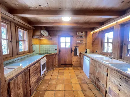 Chalet cosy 6-8 pers avec poêle à bois et terrasse ensoleillée - Photo 15