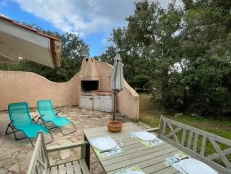 Villa 4 pièces avec terrasse, à 200m de la plage de Santa-Giulia, climatisée et parking privé - Photo 1