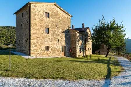 Borgo Macereto, Maison de vacances à Dicomano avec piscine privée - Photo 1