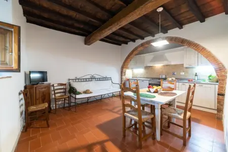 Borgo Macereto, Maison de vacances à Dicomano avec piscine privée - Photo 4