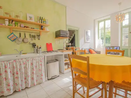 Charmante maison en pierres avec jardin pour 7 pers, près de Paris, Troyes et Provins - Photo 2