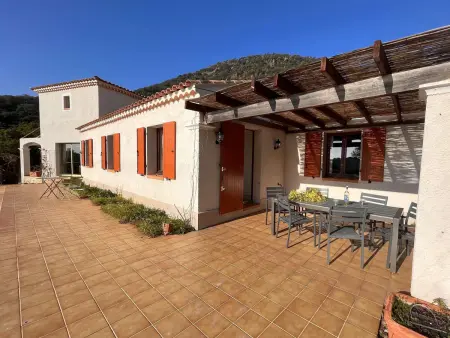 Maison climatisée 5 pièces avec piscine et jardin, 7 couchages - Cavalaire-sur-Mer - Photo 13