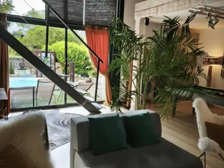 Loft rénové avec piscine privée et spa - Havre de paix en Auvergne - Photo 2