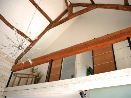 Loft rénové avec piscine privée et spa - Havre de paix en Auvergne - Photo 7