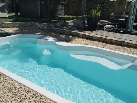 Loft rénové avec piscine privée et spa - Havre de paix en Auvergne - Photo 17