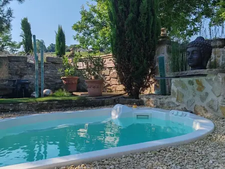 Loft rénové avec piscine privée et spa - Havre de paix en Auvergne - Photo 33