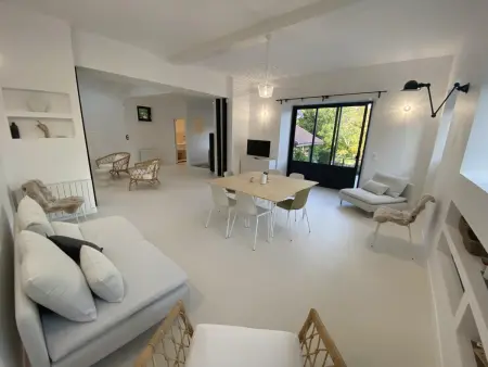 Gîte de Charme à Senlisse: Confort Haut de Gamme, Parc Arboré, Cheminée, Wifi Gratuit, Proche Châteaux - Photo 1