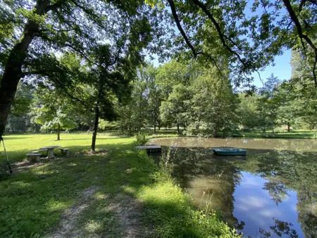 Gîte de Charme à Senlisse: Confort Haut de Gamme, Parc Arboré, Cheminée, Wifi Gratuit, Proche Châteaux - Photo 2
