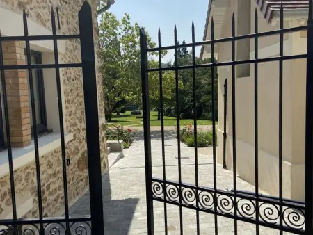 Gîte de Charme à Senlisse: Confort Haut de Gamme, Parc Arboré, Cheminée, Wifi Gratuit, Proche Châteaux - Photo 33