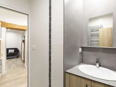 Appartement central 4-6 pers, RDC, bien équipé, proche télécabine et commodités. - Photo 9