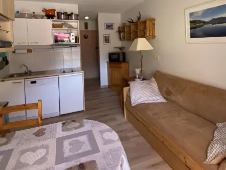 Appartement cosy 2-4 pers. - centre village, proche remontées, piscine, terrasse plein sud - Photo 2