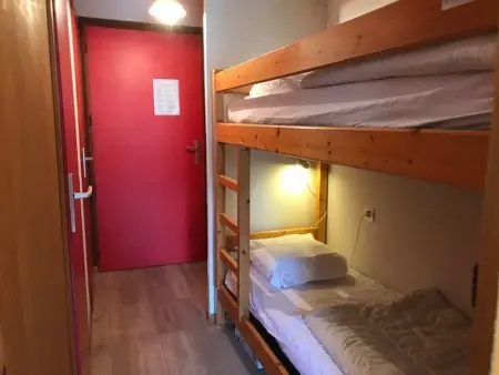 Appartement cosy pour 4, au cœur du village, proche des pistes et avec piscine estivale - Photo 4