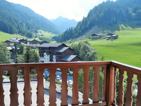 Appartement cosy pour 4, au cœur du village, proche des pistes et avec piscine estivale - Photo 6