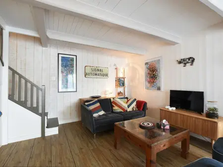 Maison de Charme au Centre du Village avec Cheminée et Cuisine Équipée - Photo 1