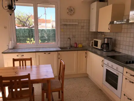 Villa T5 avec jardin, 100m plage, clim, WiFi, pour 8-10 pers, Le Barcarès - Photo 2