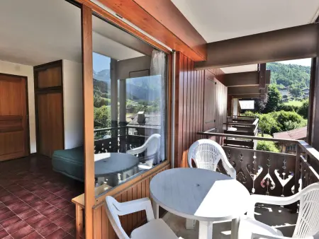 Appartement 2 pièces + coin montagne, balcon sud, au centre du village - Photo 23