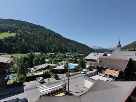 Appartement 2 pièces + coin montagne, balcon sud, au centre du village - Photo 24