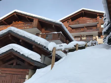 Appartement lumineux 2 chambres, parking, terrasse, proche commerces et pistes à Arêches-Beaufort - Photo 7