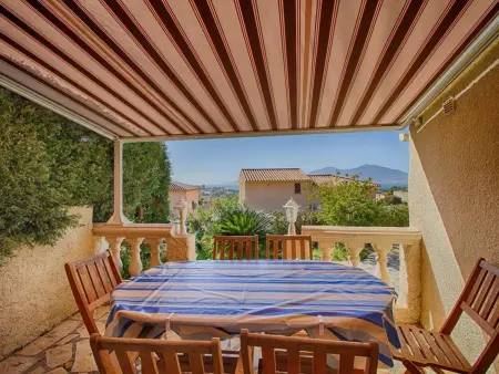 Villa 3 pièces avec piscine et tennis, plage à 1.4 km, 6 couchages - Porticcio - Photo 2