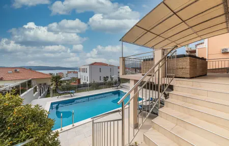 Maison 10 personnes à Okrug Gornji - Photo 11