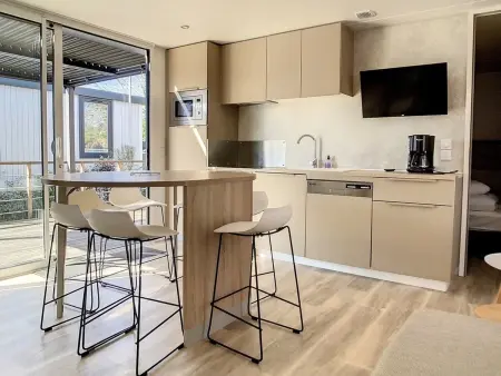 Mobil-home 3 chambres avec piscine chauffée, proche plage et commerces - Photo 4