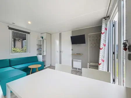 Mobil-home Grand Confort 4 pers, 2 chambres, 1 sdb, clim, terrasse & parking, à 200m de la plage - Photo 6