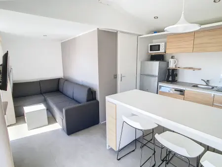 Mobil-home Grand Confort à 200m de la plage avec piscine chauffée, 4 pers, terrasse, parking - Photo 3