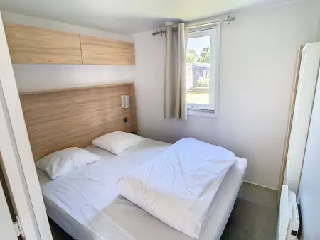 Mobil-home Grand Confort à 200m de la plage avec piscine chauffée, 4 pers, terrasse, parking - Photo 5