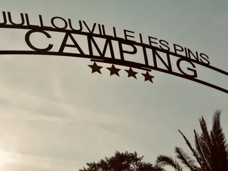 Mobil-home Grand Confort à 200m de la plage avec piscine chauffée, 4 pers, terrasse, parking - Photo 8
