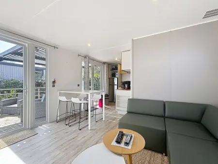 Mobil-home Grand Confort à 200m de la plage, 4 pers, piscine chauffée, parking, Wi-Fi inclus - Photo 3