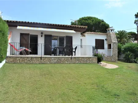 Maison à Begur avec piscine commune, jardin, terrasse, 2 chambres pour 5 personnes - Photo 24