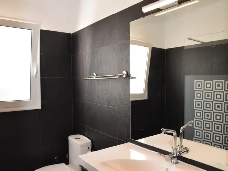 Magnifique Villa Mimosa à Santa Cristina d'Aro avec Piscine Privée et Proche de la Mer - Photo 21