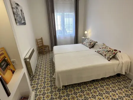 Charmante Villa avec Patio à 1km de la Plage à Sant Feliu de Guíxols - Photo 17