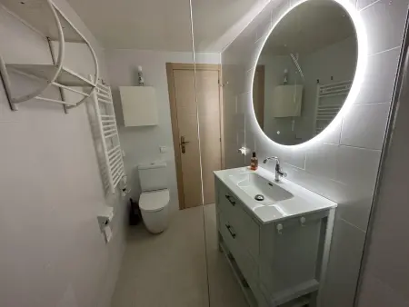 Charmante Villa avec Patio à 1km de la Plage à Sant Feliu de Guíxols - Photo 19