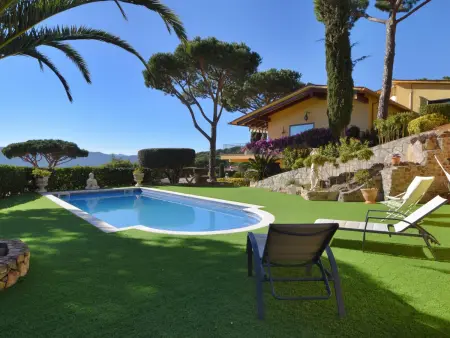 Villa avec piscine privée, BBQ, Wifi & Parking, près des plages de la Costa Brava - Photo 6