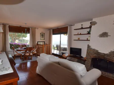 Villa avec piscine privée, BBQ, Wifi & Parking, près des plages de la Costa Brava - Photo 12