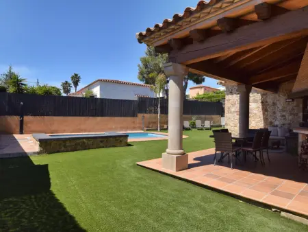 Villa Magica avec piscine privée près des plages de la Costa Brava, à Santa Cristina d'Aro - Photo 14
