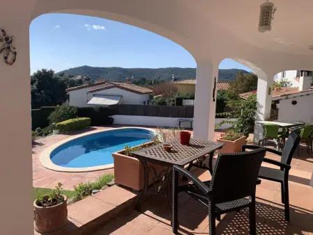 Villa Santet - Location de Vacances à Calonge avec Piscine Privée et Jardin - Photo 2