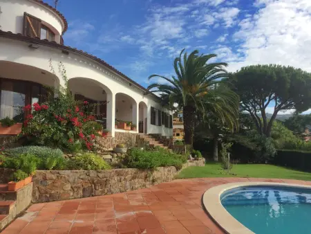 Villa Santet - Location de Vacances à Calonge avec Piscine Privée et Jardin - Photo 22