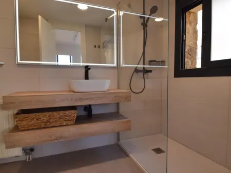 Villa rénovée avec piscine, clim, wifi et parking à 600m de la plage - Costa Brava - Photo 9