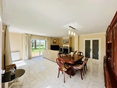 Villa tranquille à Llagostera avec piscine et terrasse. - Photo 11