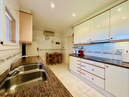 Villa tranquille à Llagostera avec piscine et terrasse. - Photo 20