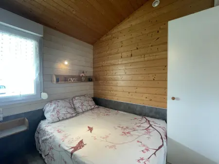 Chalets avec terrasse, draps inclus à Pierrefitte-sur-Loire - Photo 5