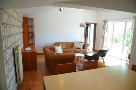 BIBLIOTHÈQUE, Bungalow à Noiseux avec Bain à Bois - Photo 4