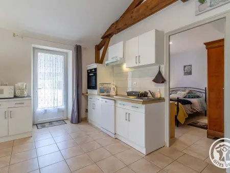 Gîte cosy avec spa privatif, terrasse et parking, au cœur des vignobles du Layon, idéal pour couples. - Photo 8
