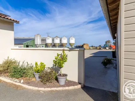 Gîte cosy avec spa privatif, terrasse et parking, au cœur des vignobles du Layon, idéal pour couples. - Photo 19