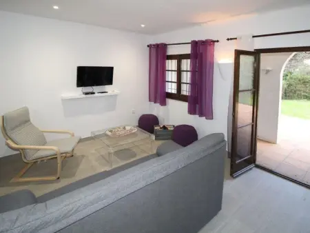 Piverd, Maison 6 personnes à Pals - Photo 5