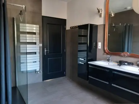 Maison individuelle à Mendionde, 8 personnes, grand jardin, proche côte basque - Photo 5